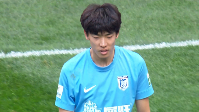 朱鹏宇伤退U23国足 大连英