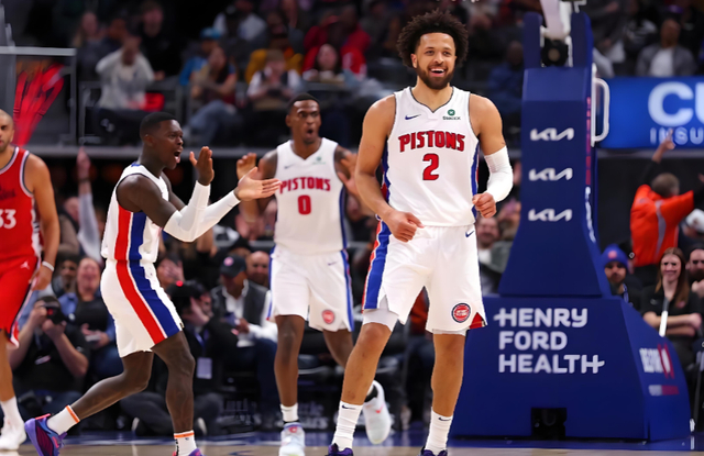 坎宁安因伤病无缘最佳阵容，赛季遗憾收场