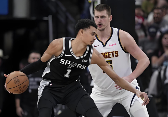 坎宁安因伤病无缘最佳阵容，赛季遗憾收场