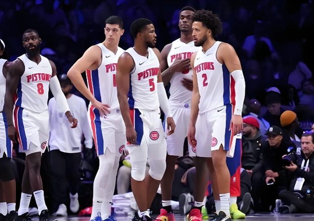 坎宁安因伤病无缘最佳阵容，赛季遗憾收场