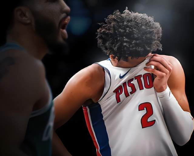 坎宁安因伤病无缘最佳阵容，赛季遗憾收场