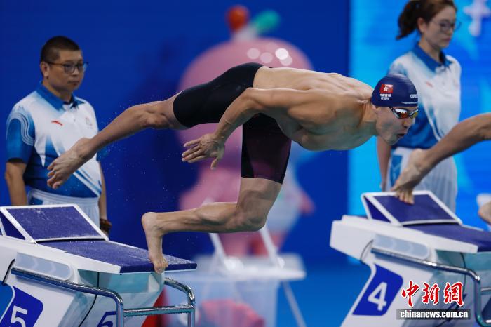 粤港澳全运会何甄陶夺得男子50米自由泳金牌并刷