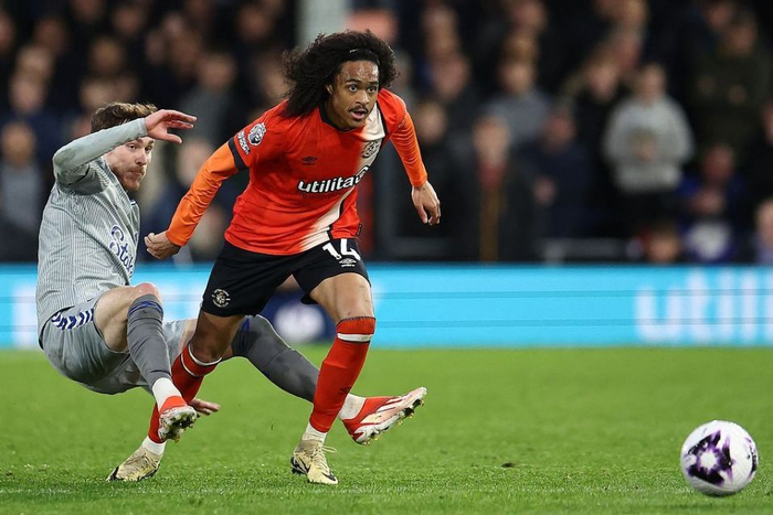 陈达毅代表库拉索首夺世界杯资格 国足归化政策